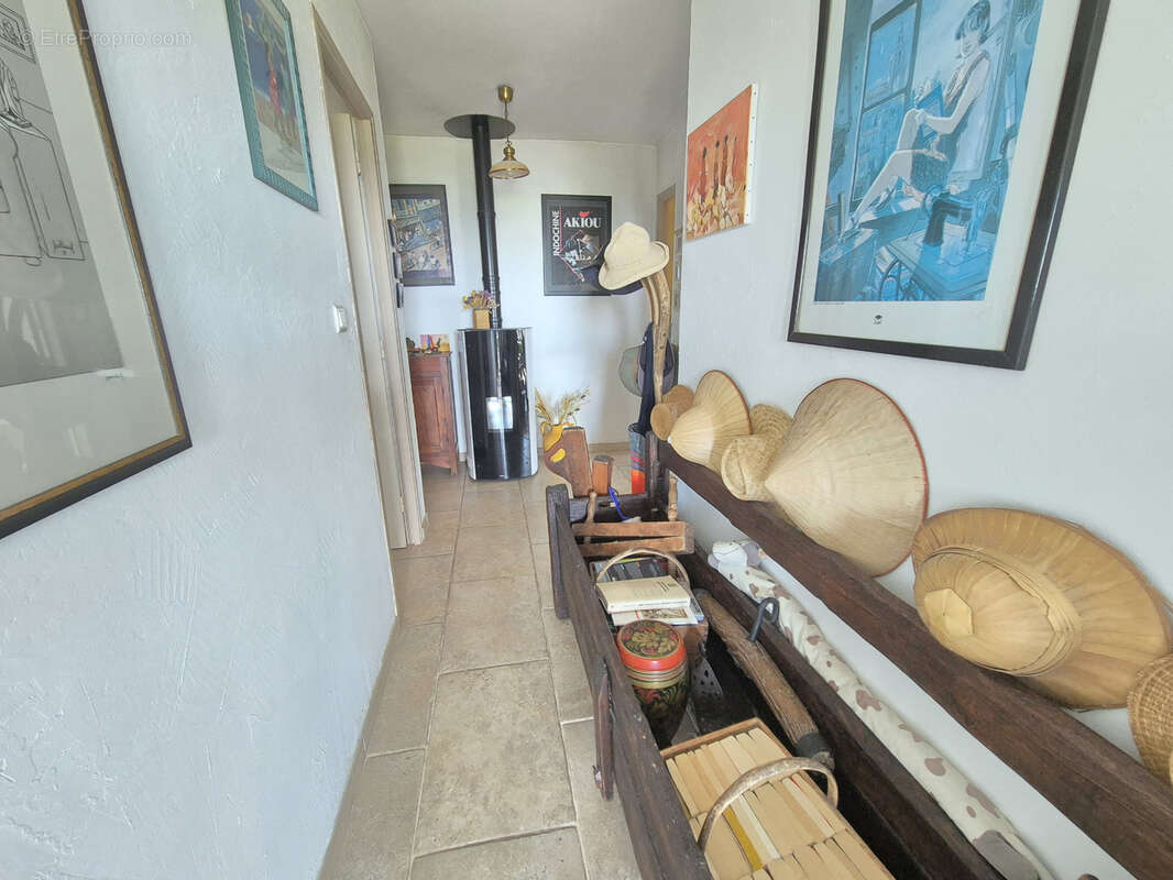 Maison à SOLLIES-VILLE