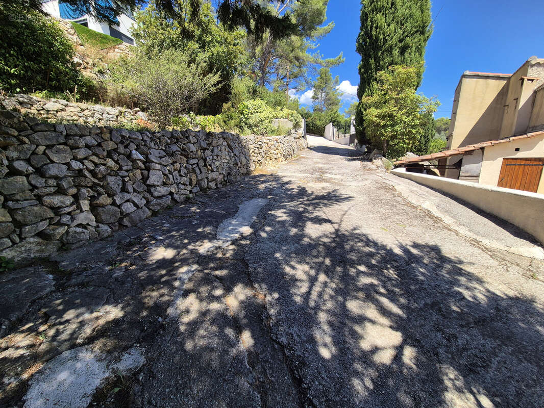 Maison à SOLLIES-VILLE