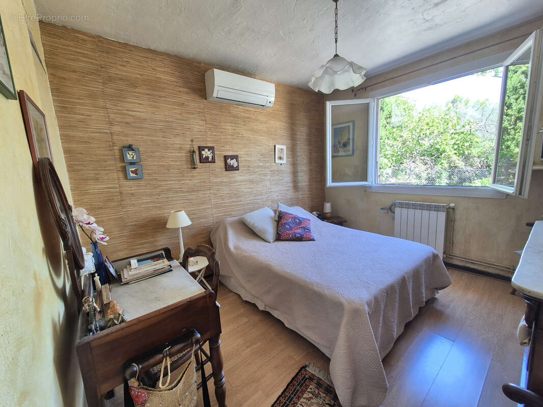 Maison à SOLLIES-VILLE