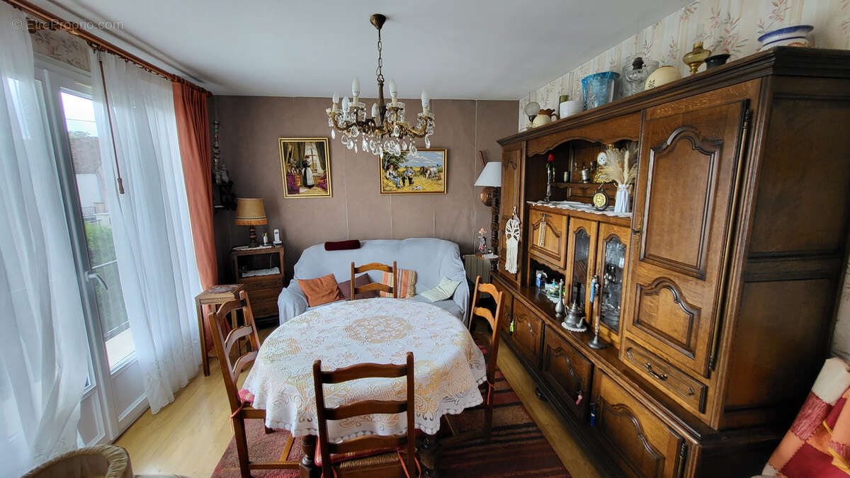 Maison à MOUSSEAUX-LES-BRAY