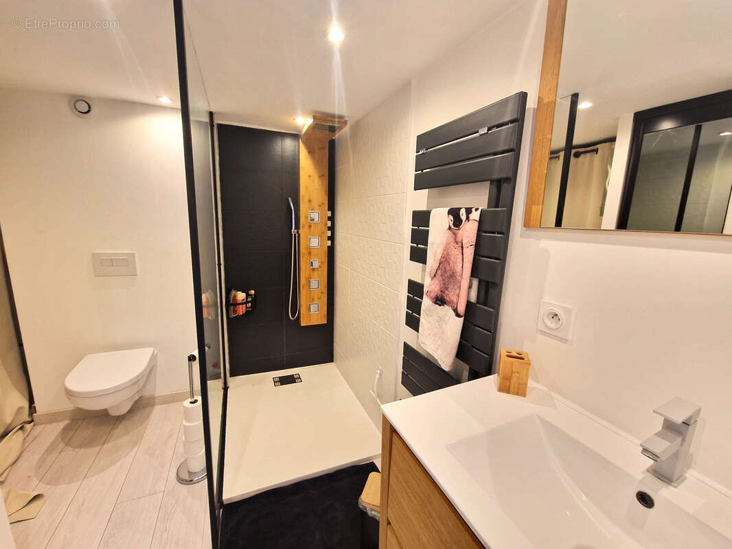 Maison à SIX-FOURS-LES-PLAGES