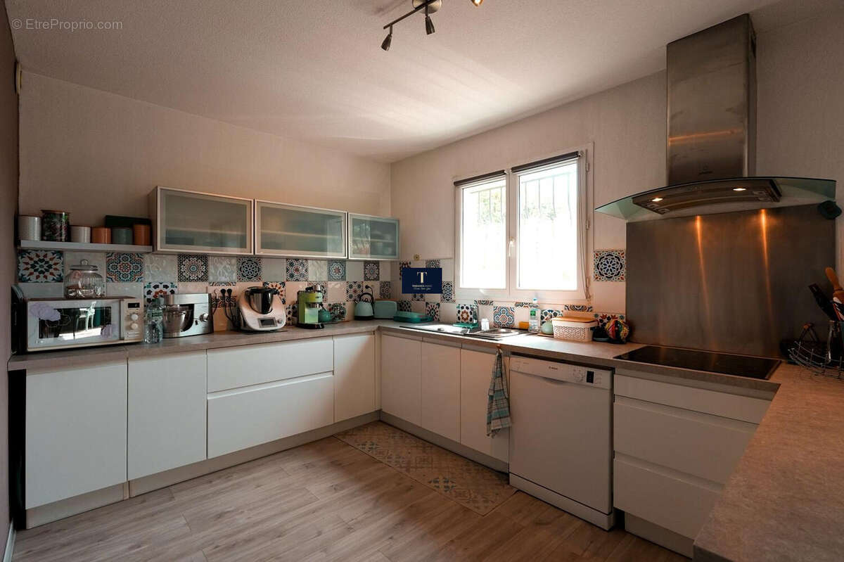 Maison à MONTREDON-DES-CORBIERES