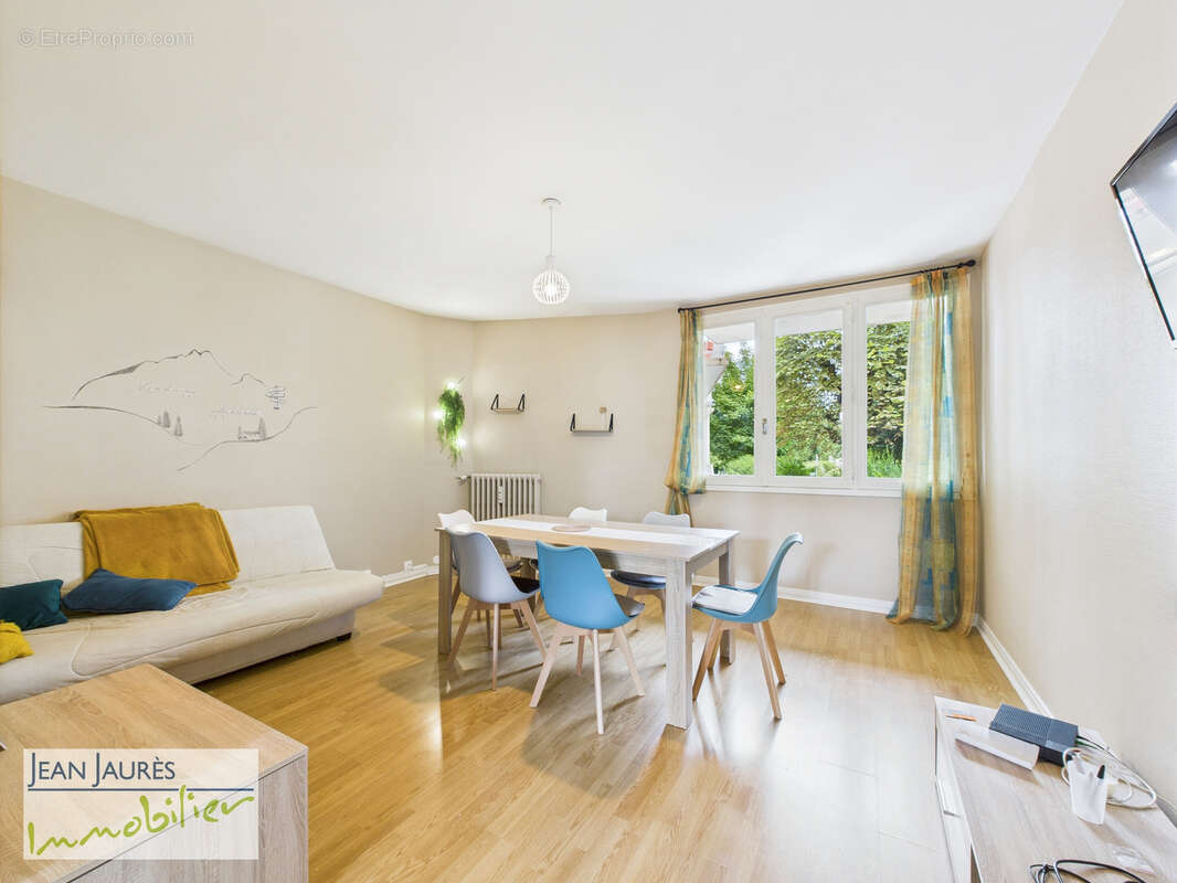 Appartement à SAINT-ANDRE-LES-VERGERS