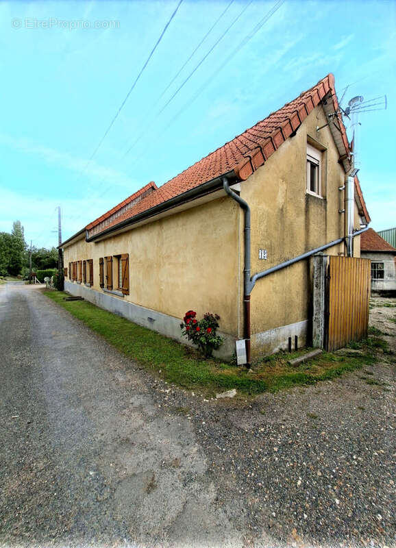 Maison à MAISON-PONTHIEU