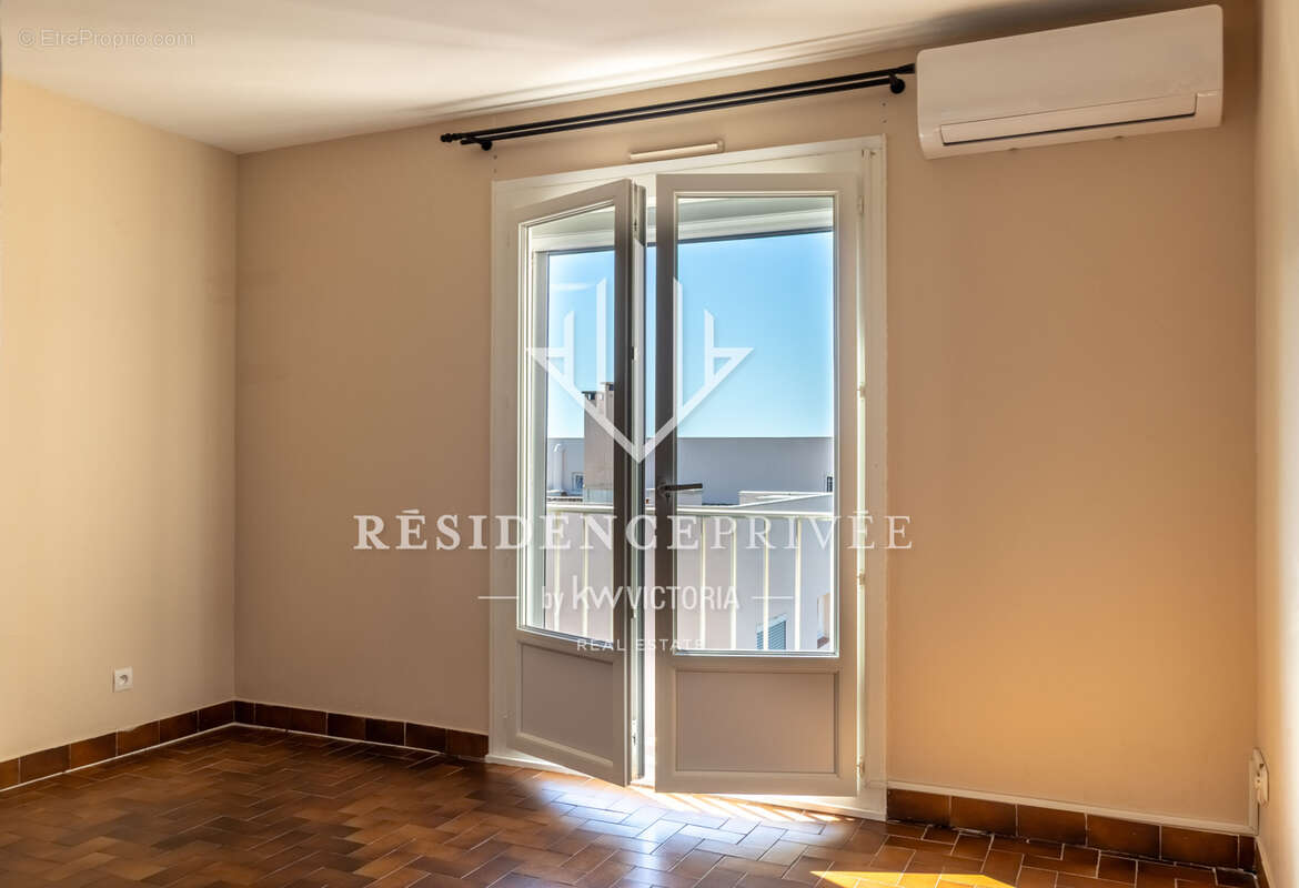 Appartement à LA LONDE-LES-MAURES