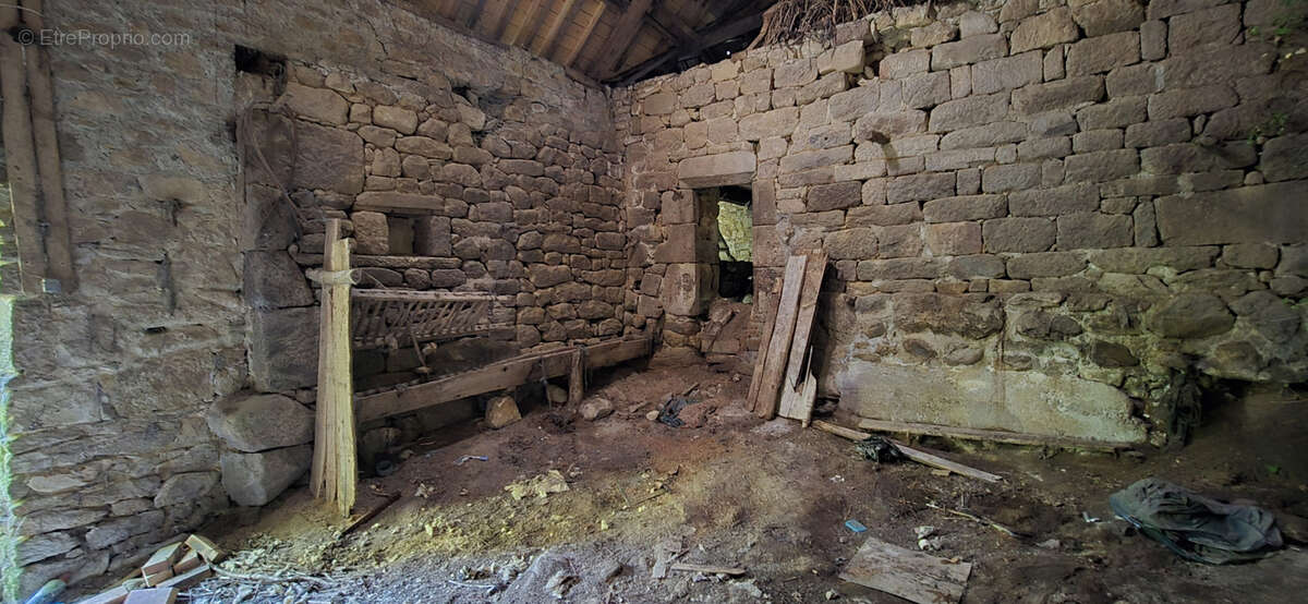 Maison à MELLIONNEC