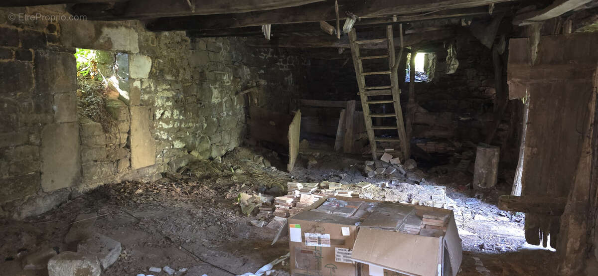 Maison à MELLIONNEC