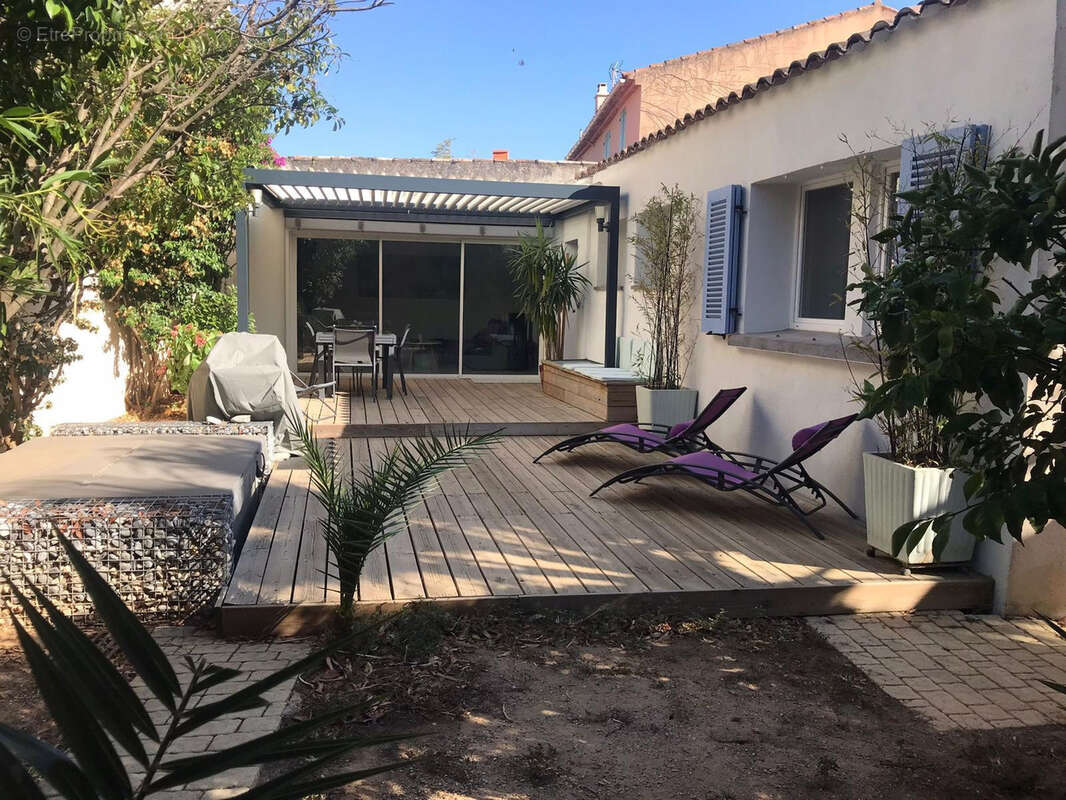 Maison à SIX-FOURS-LES-PLAGES