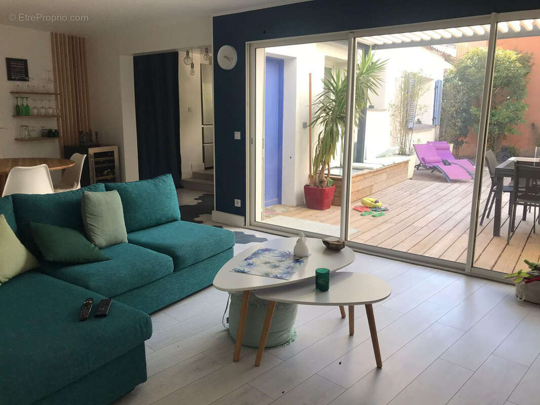 Maison à SIX-FOURS-LES-PLAGES