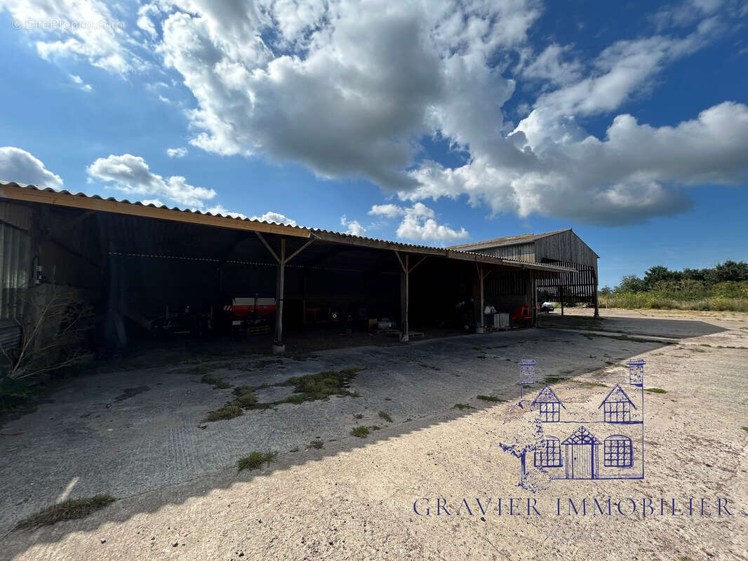 Maison à SAINT-GERMAIN-SUR-AY