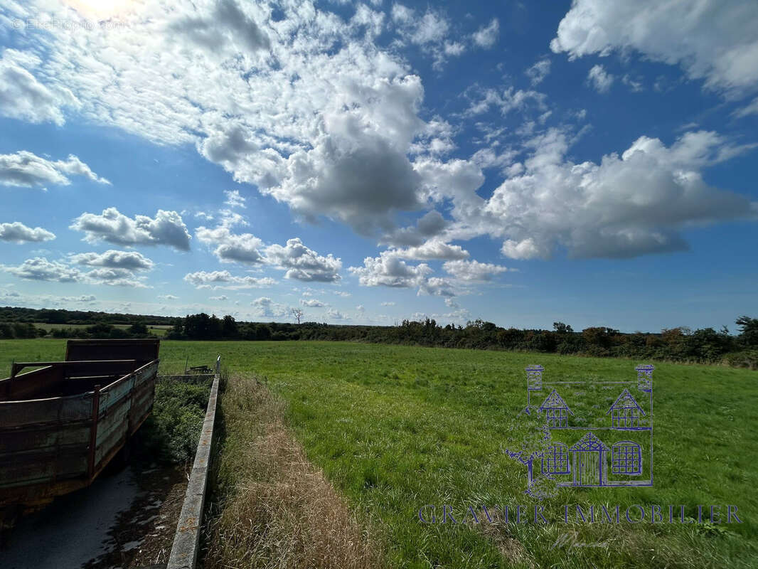 Maison à SAINT-GERMAIN-SUR-AY