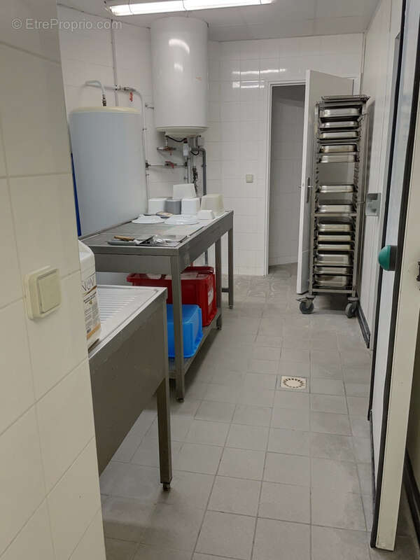 Commerce à SAINT-RAPHAEL