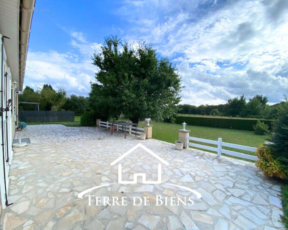 Maison à VILLERS-COTTERETS