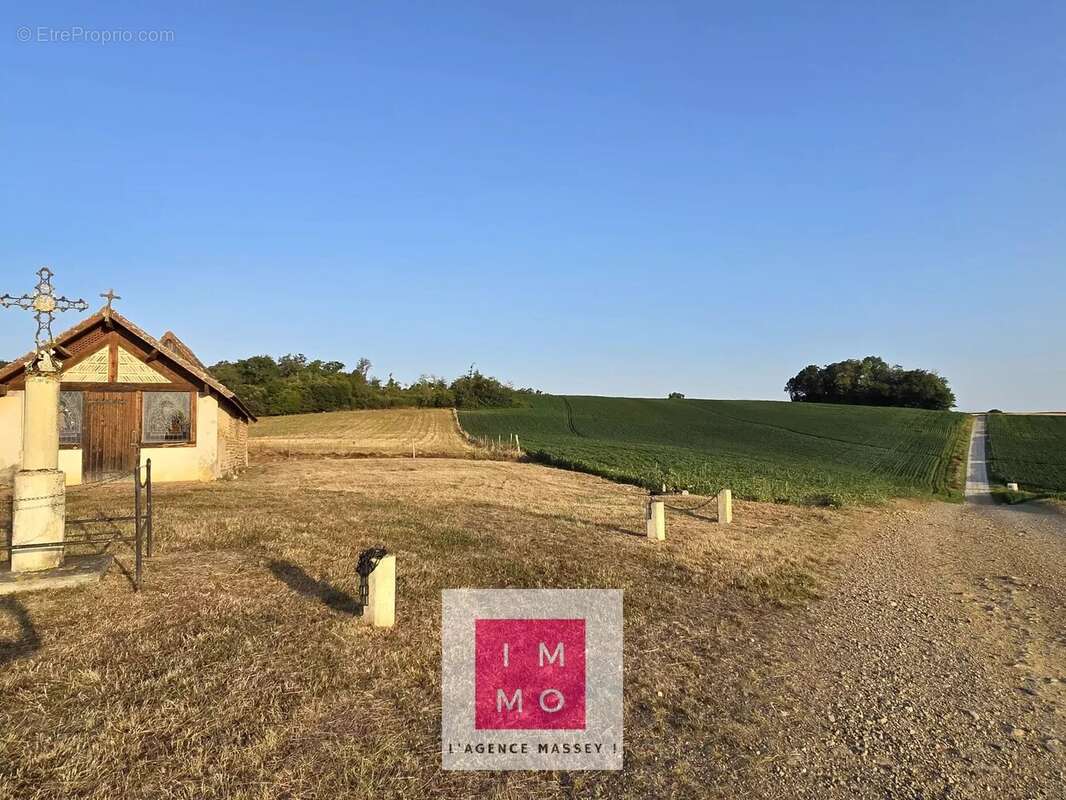 Maison à TRIE-SUR-BAISE