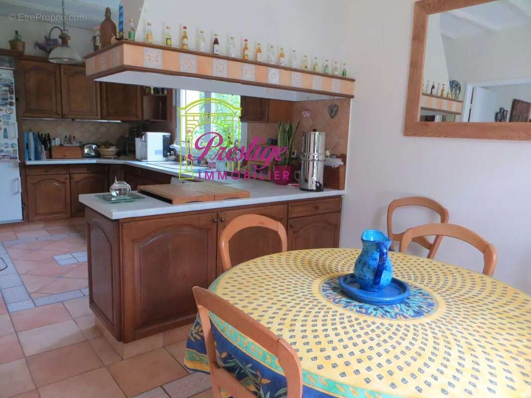 Maison à MAISONS-LAFFITTE