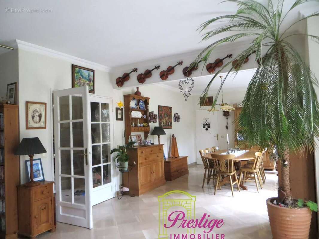 Maison à MAISONS-LAFFITTE