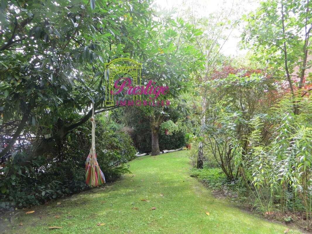 Maison à MAISONS-LAFFITTE