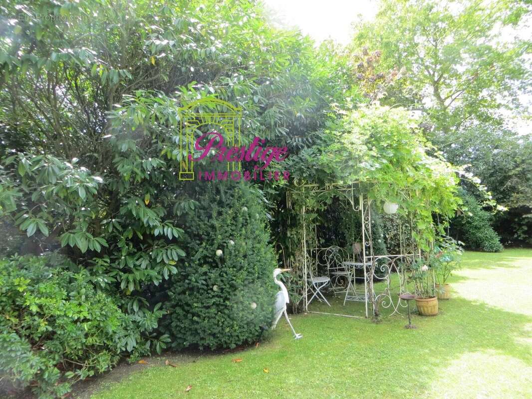 Maison à MAISONS-LAFFITTE