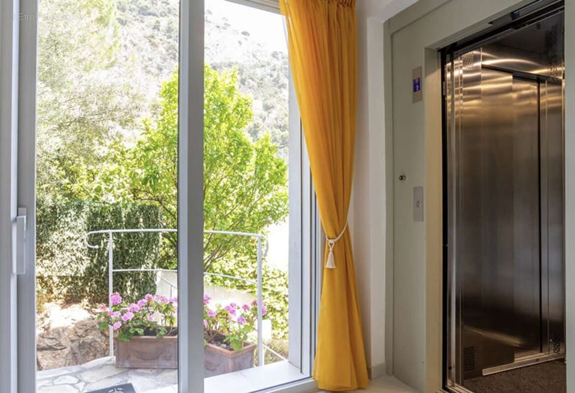 Maison à VILLEFRANCHE-SUR-MER