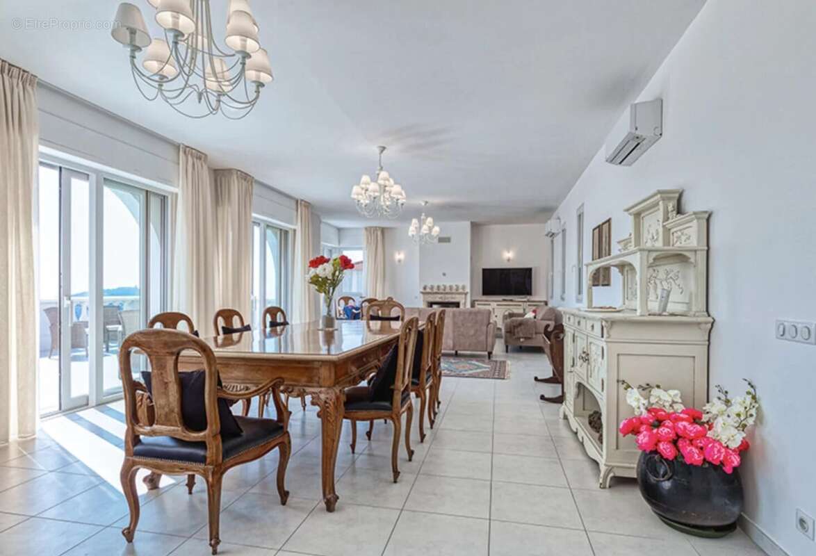 Maison à VILLEFRANCHE-SUR-MER