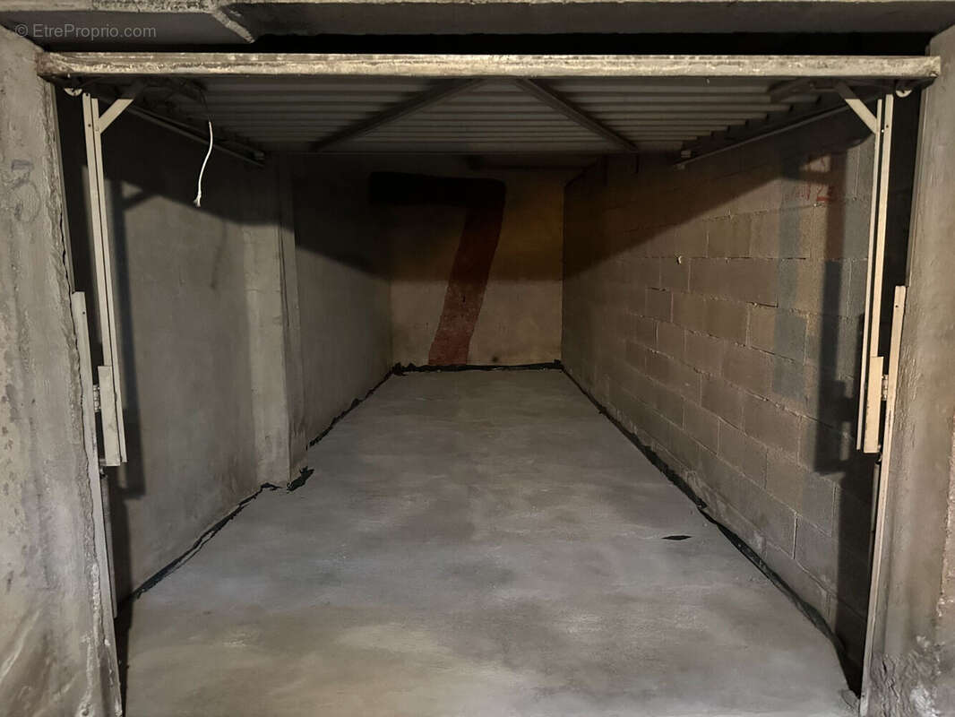 Photo 3 - Parking à NICE