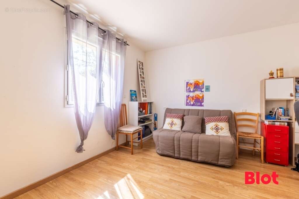 Maison à SAINT-PIERRE-LA-COUR