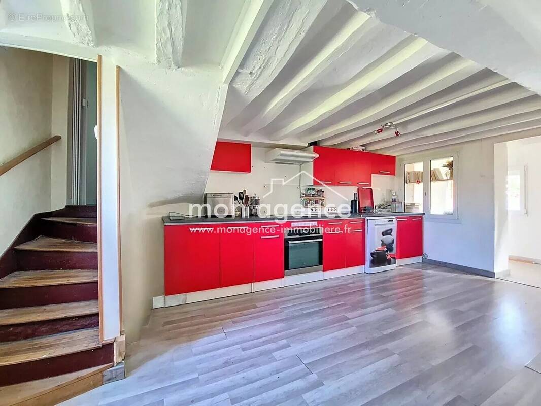 Maison à TOURVILLE-LA-RIVIERE