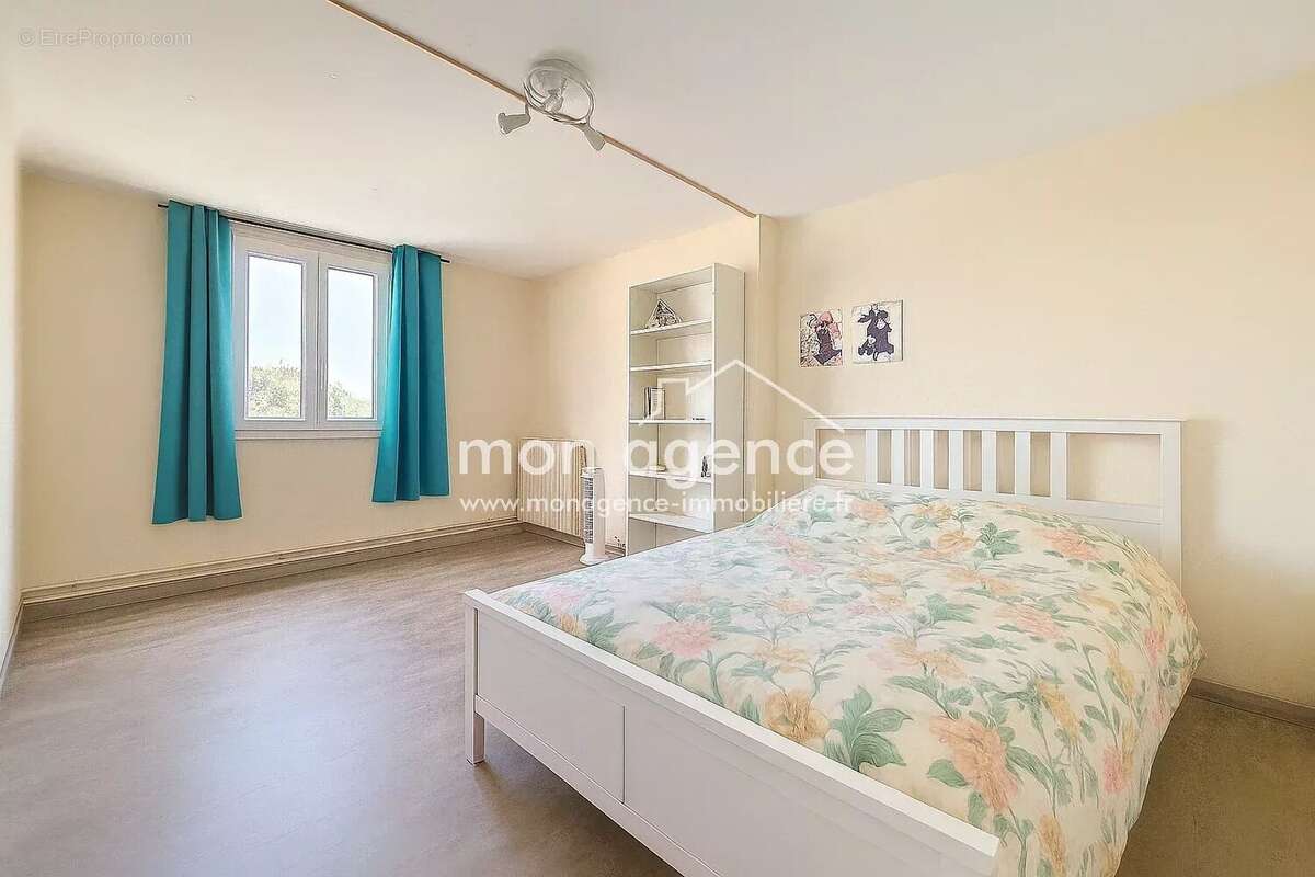 Maison à TOURVILLE-LA-RIVIERE