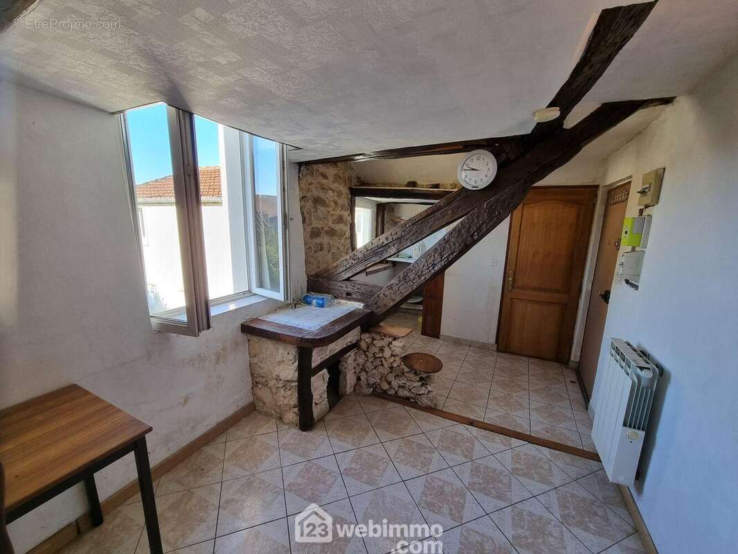 Appartement à THIAIS