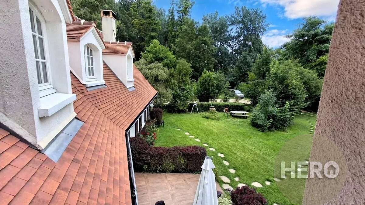 Maison à MAREIL-SUR-MAULDRE