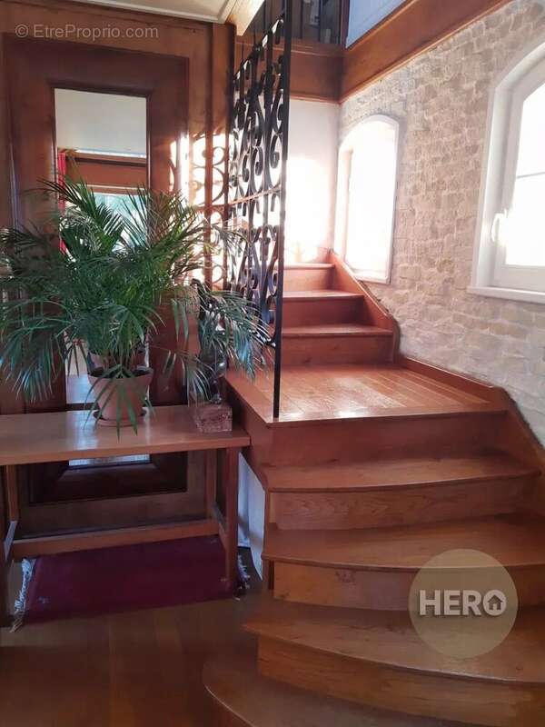 Maison à MAREIL-SUR-MAULDRE