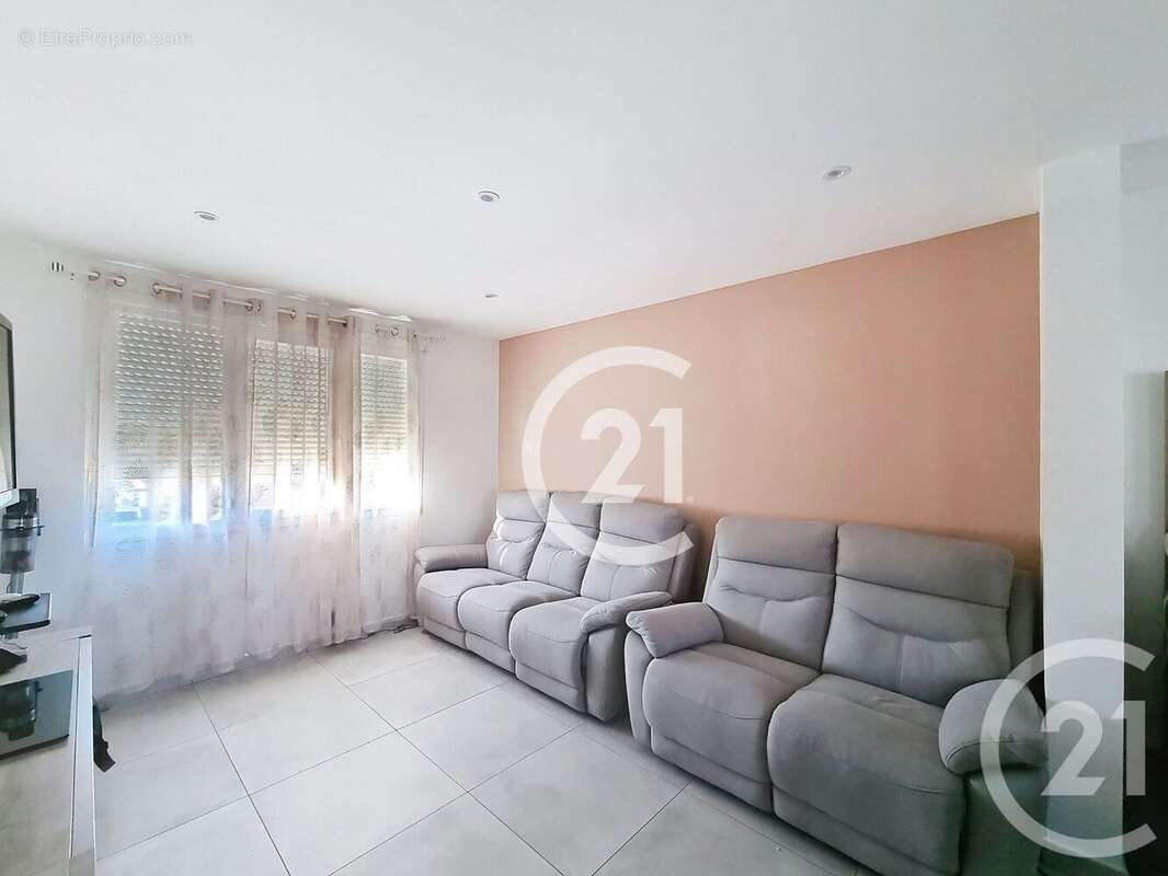 Maison à SAINT-CYPRIEN