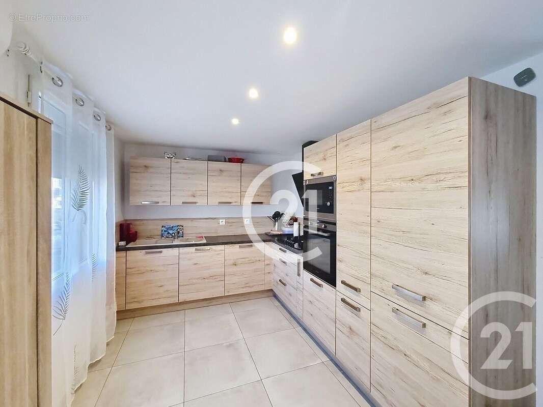 Maison à SAINT-CYPRIEN