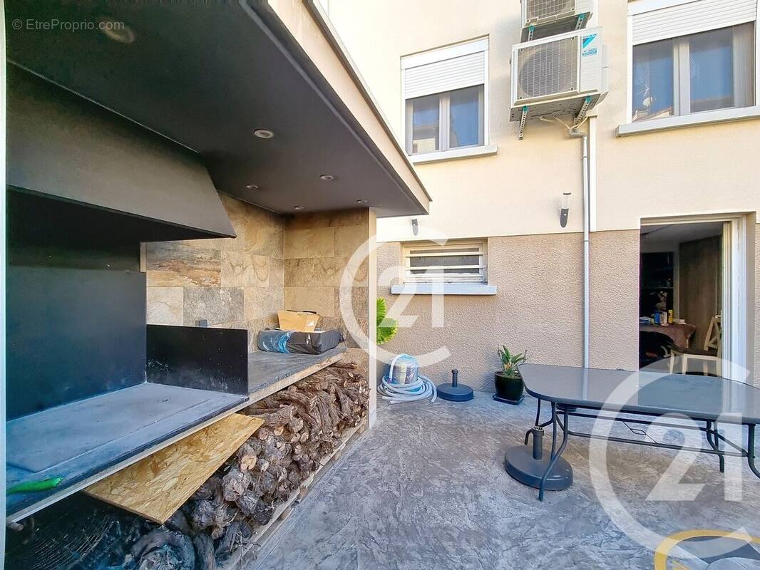 Maison à SAINT-CYPRIEN