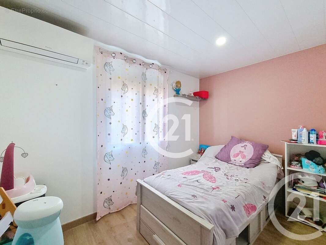 Maison à SAINT-CYPRIEN