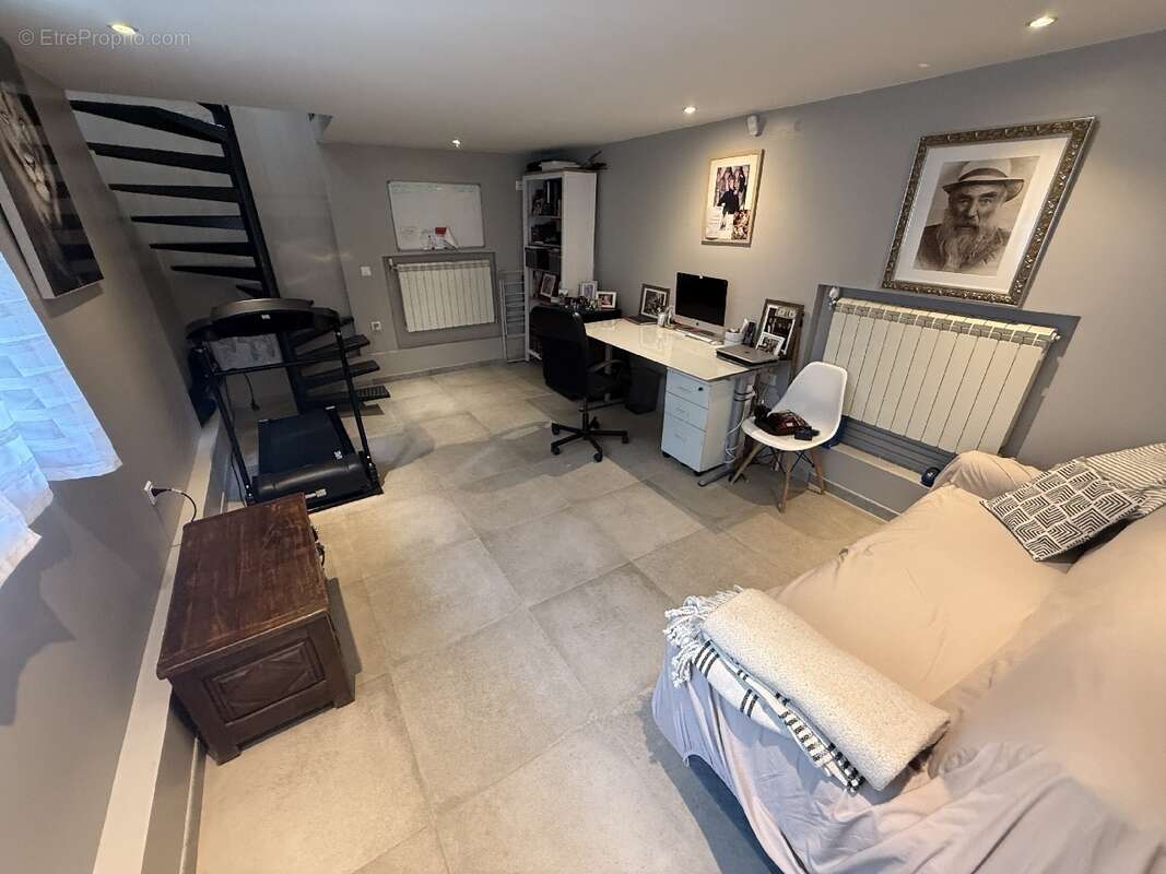 Maison à CHAMPIGNY-SUR-MARNE