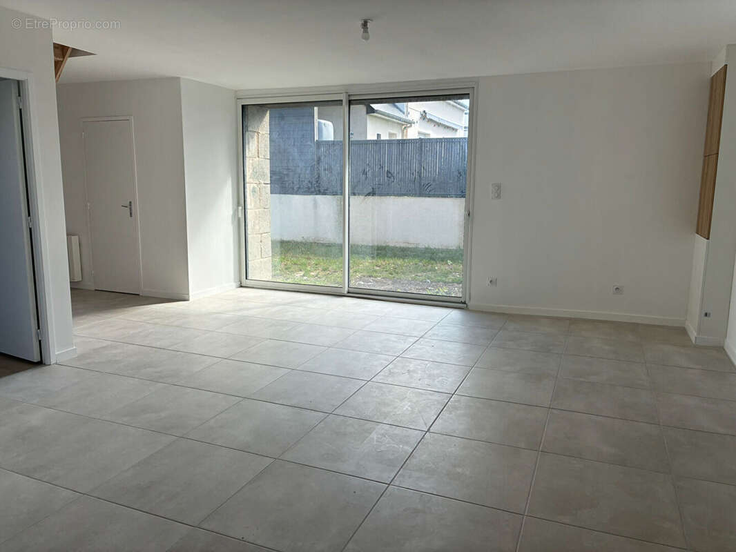 Maison à SENS-DE-BRETAGNE