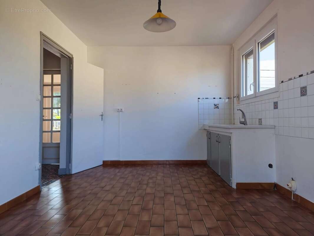 Maison à CERCY-LA-TOUR