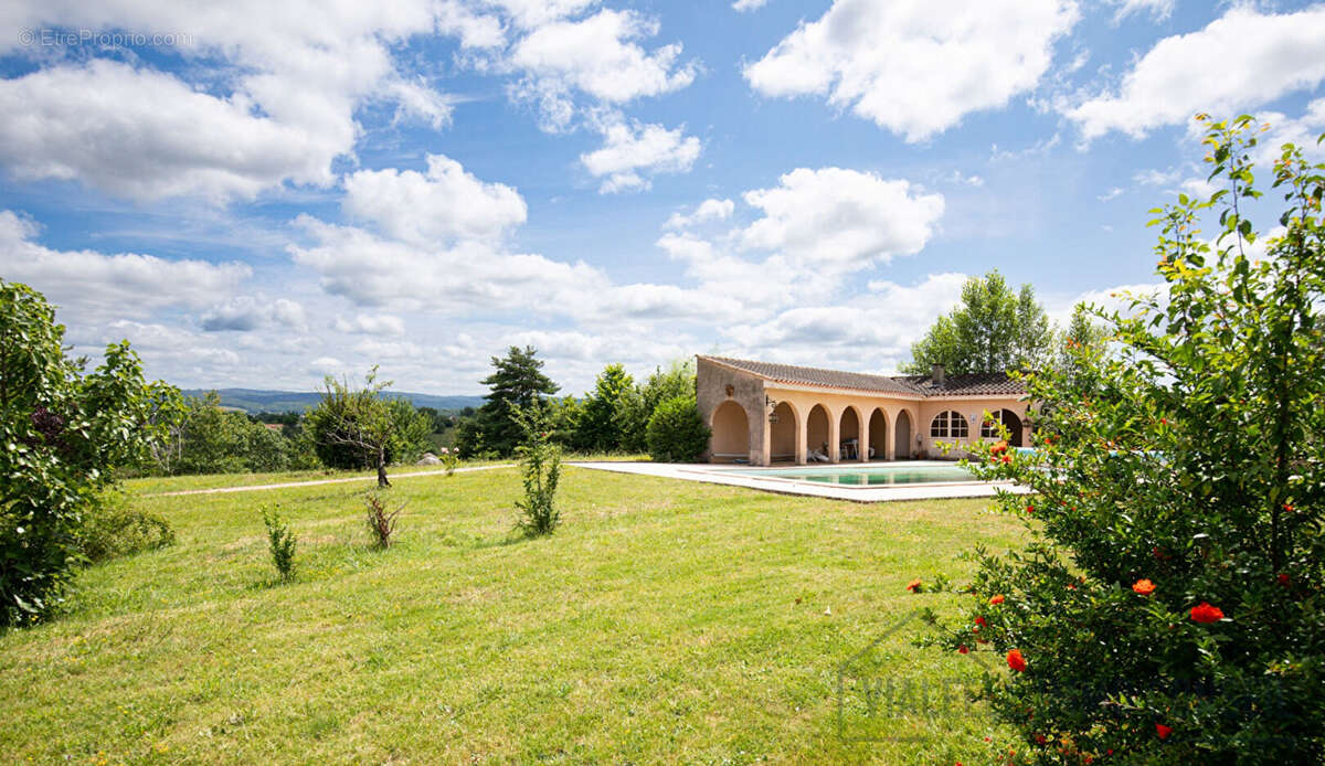 n°1 - Maison à CASTRES