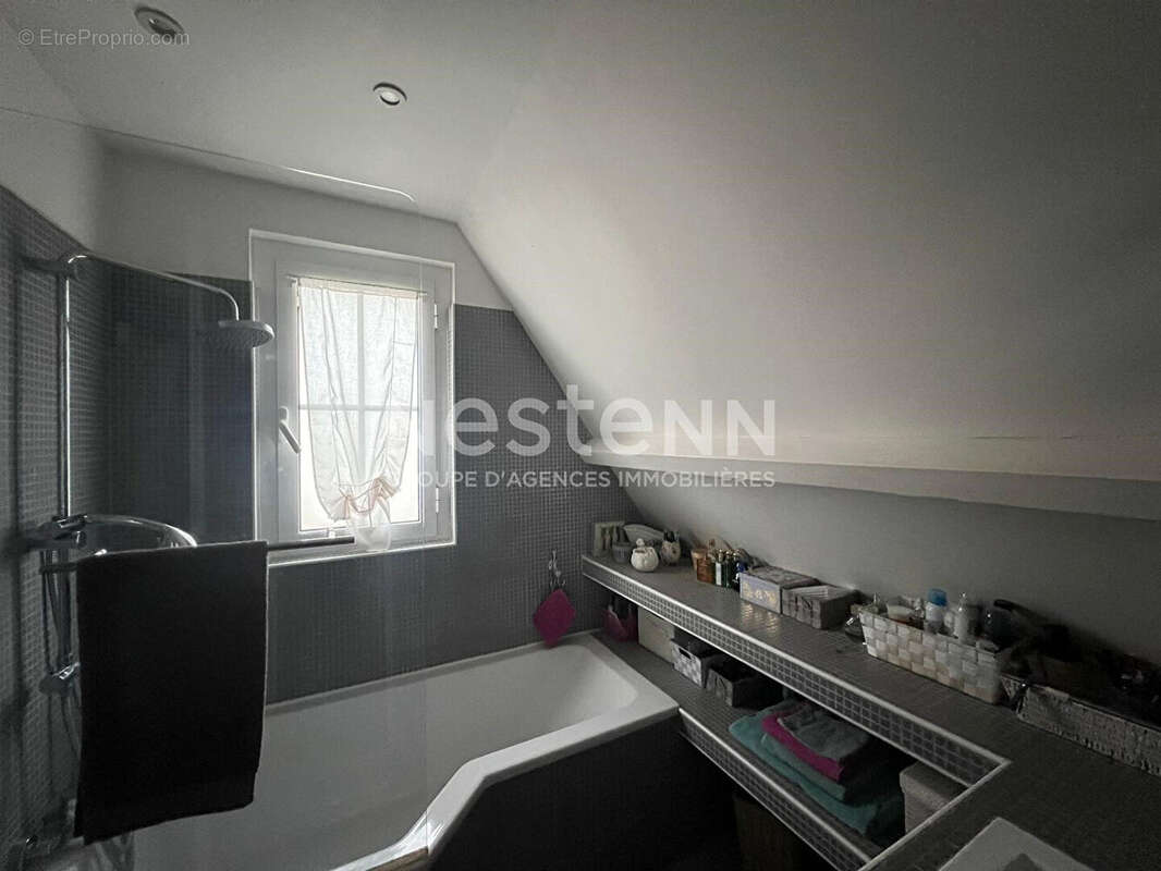 Maison à BORAN-SUR-OISE