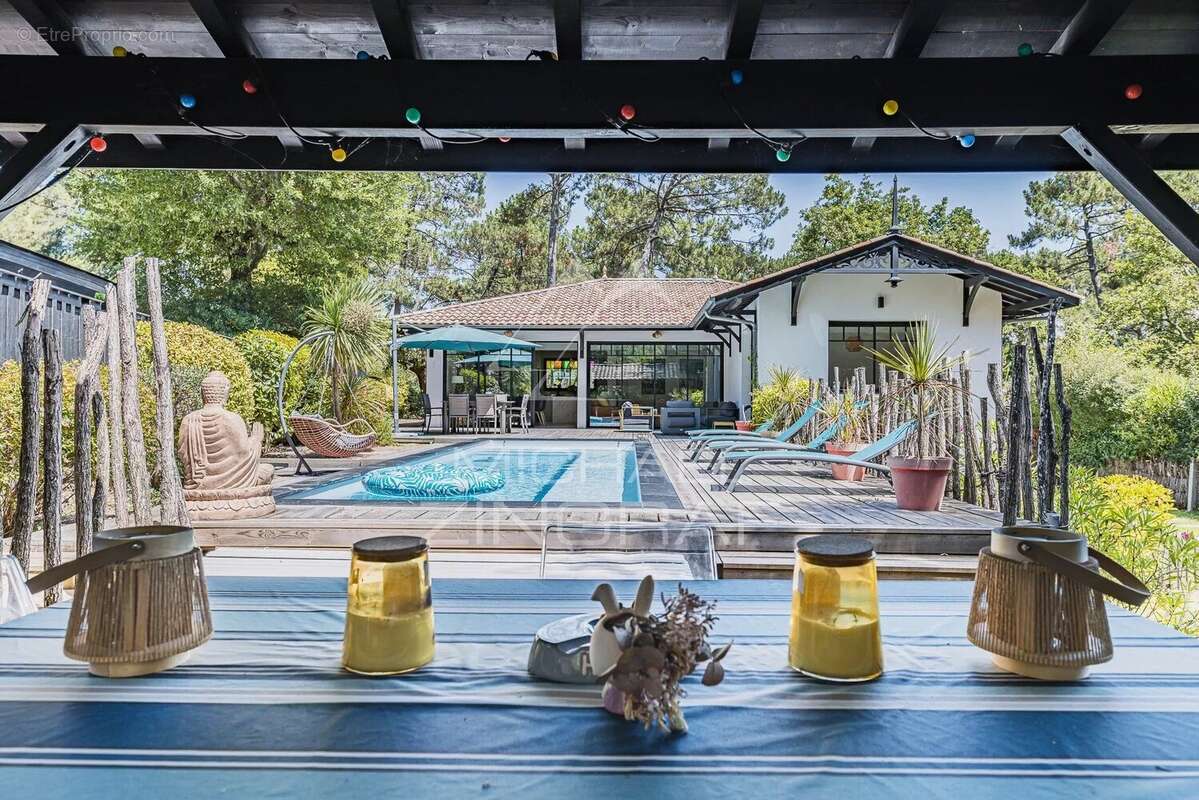 Maison à LE BOUSCAT