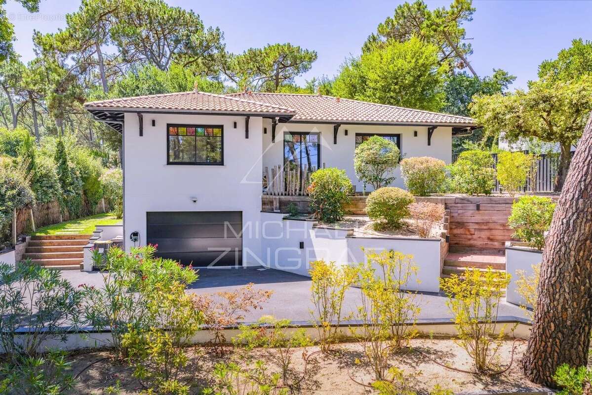 Maison à LE BOUSCAT