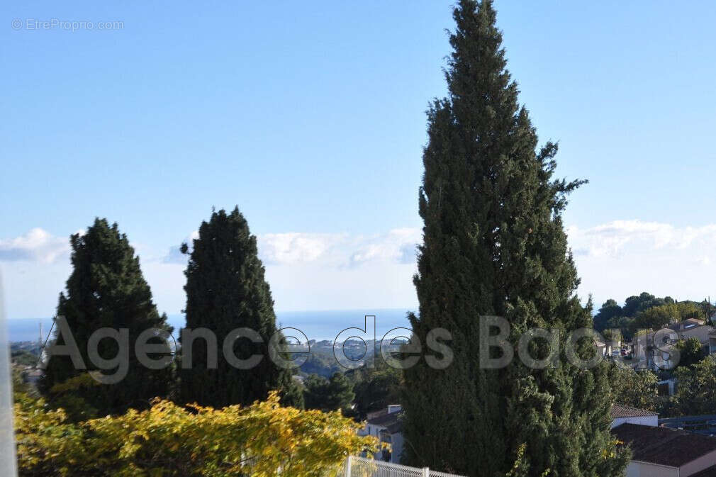 Appartement à VENCE