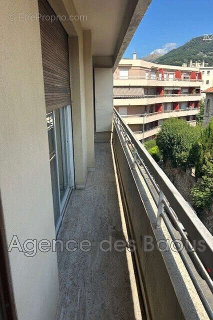 Appartement à VENCE