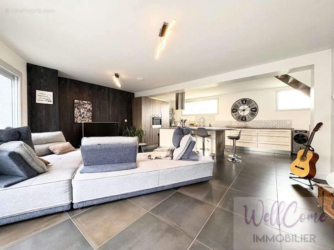 Appartement à AIX-LES-BAINS