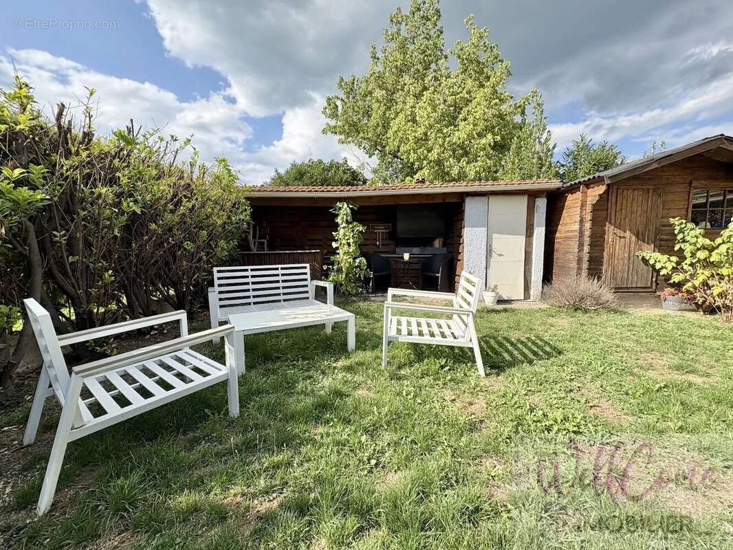 Appartement à AIX-LES-BAINS