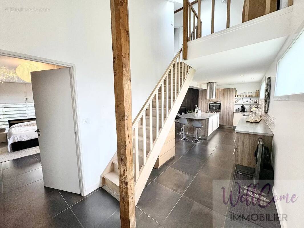 Appartement à AIX-LES-BAINS