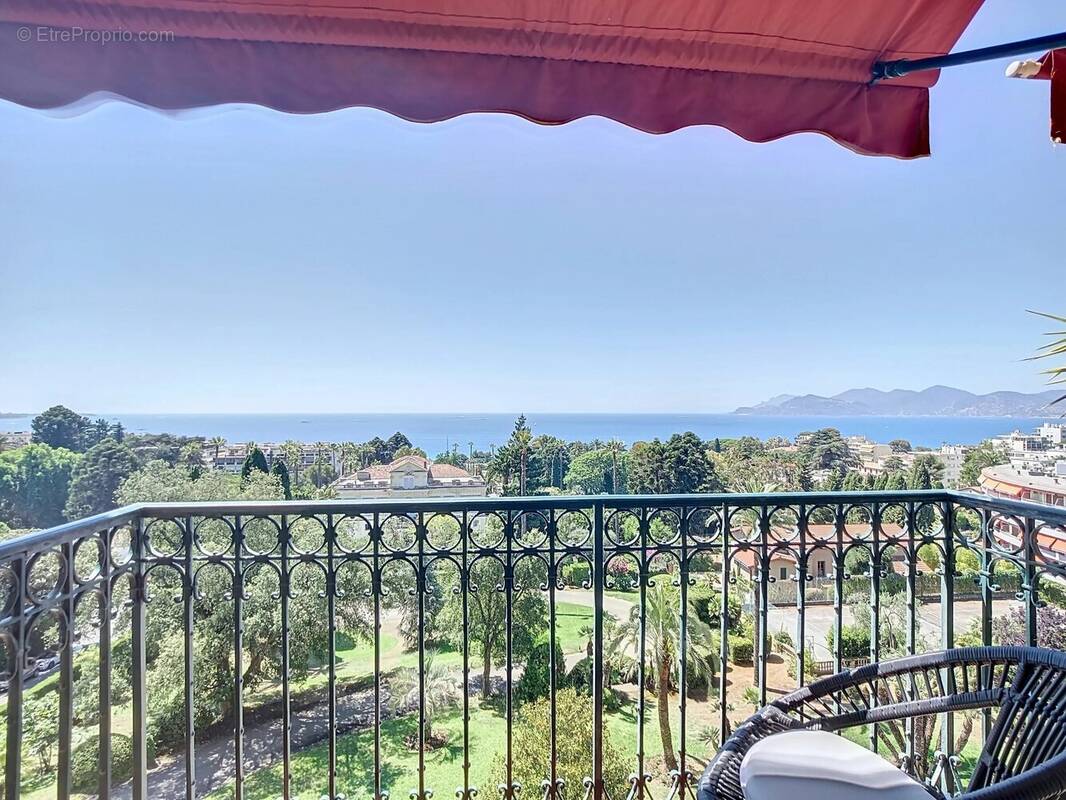 Appartement à CANNES