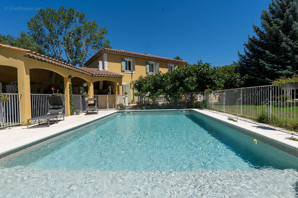 Maison à BOUC-BEL-AIR