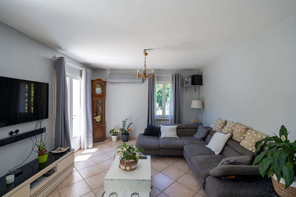 Maison à BOUC-BEL-AIR